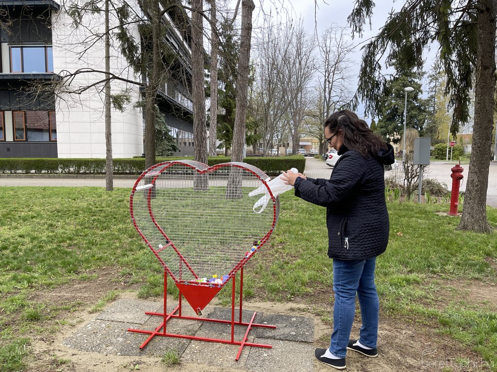 Kupakgyűjtő szívet avattak 17